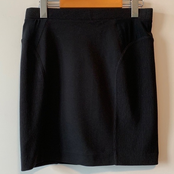 NEW! Madewell Black Ribbed Mini Skirt Size Small NWT - Picture 3 of 15